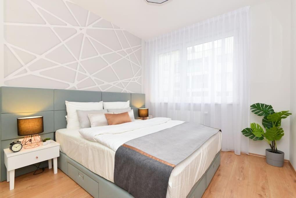 Laurel Bay Apartment بودابست المظهر الخارجي الصورة