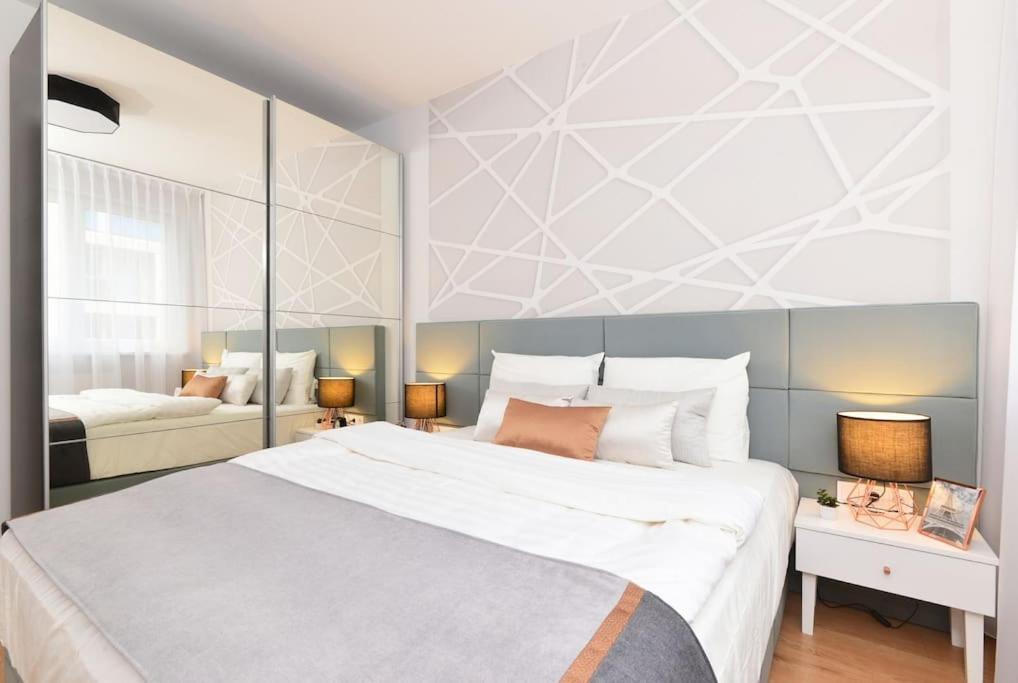 Laurel Bay Apartment بودابست المظهر الخارجي الصورة
